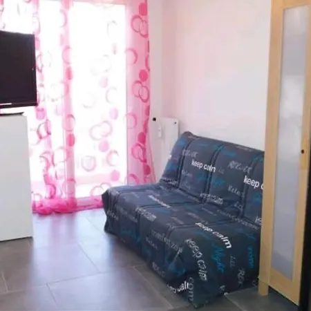 Stunning T4 Musardiere Apartamento *